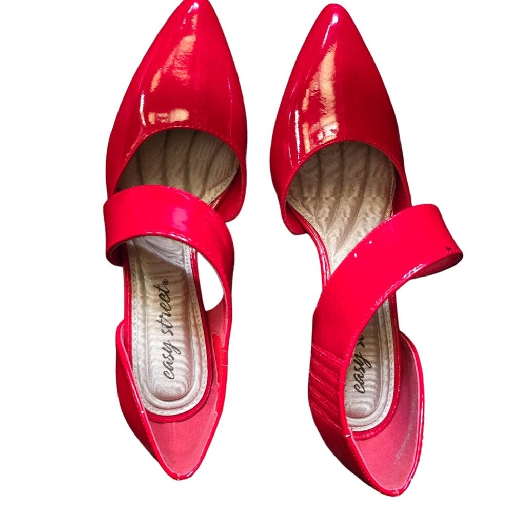 Easy Street Womens Red Patent Leather‎ Heels Size 8 quiet luxury